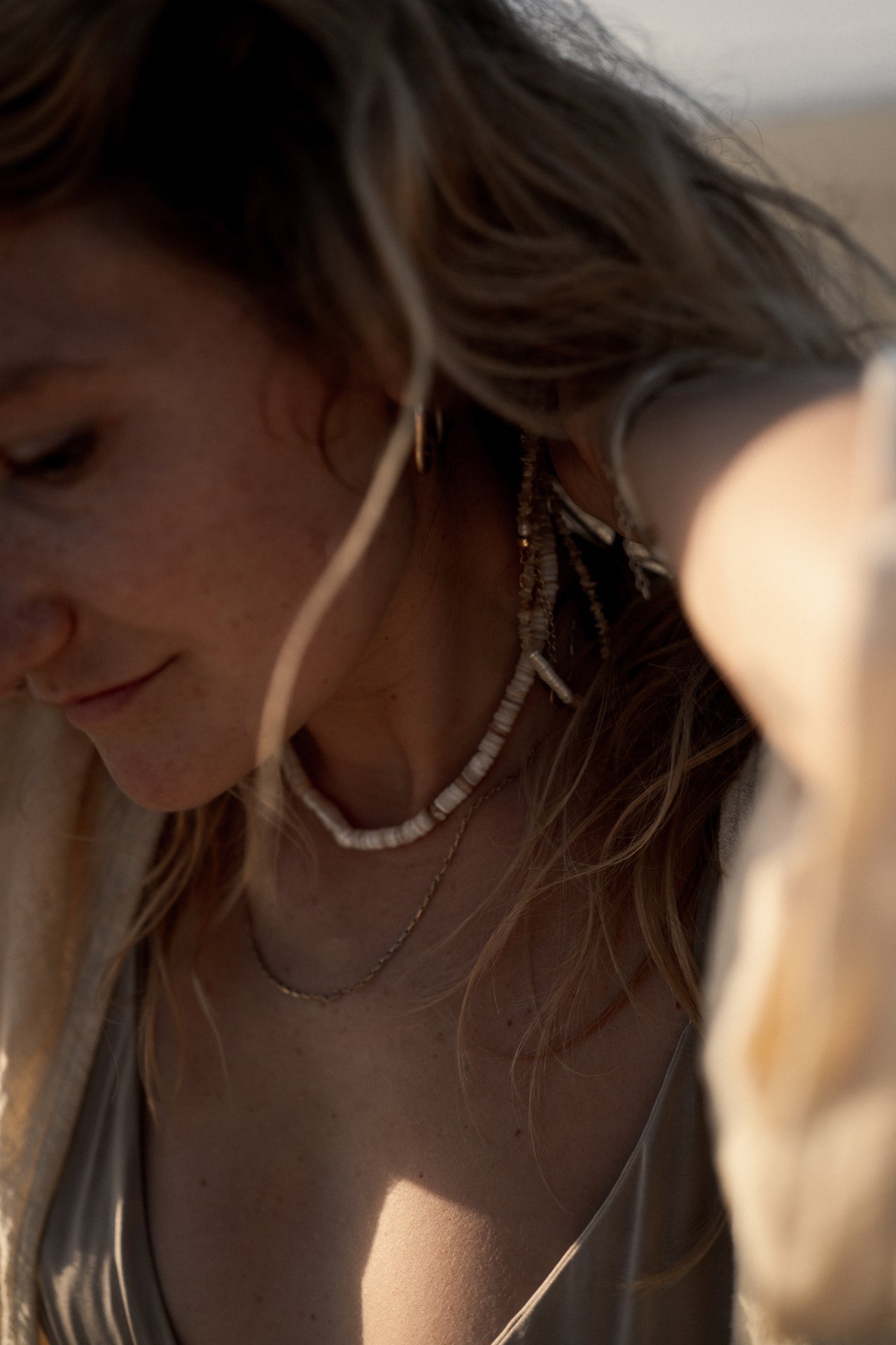 Perlenkette/Choker mit Perlmutt Perlen SURFIN - MoonGypsea