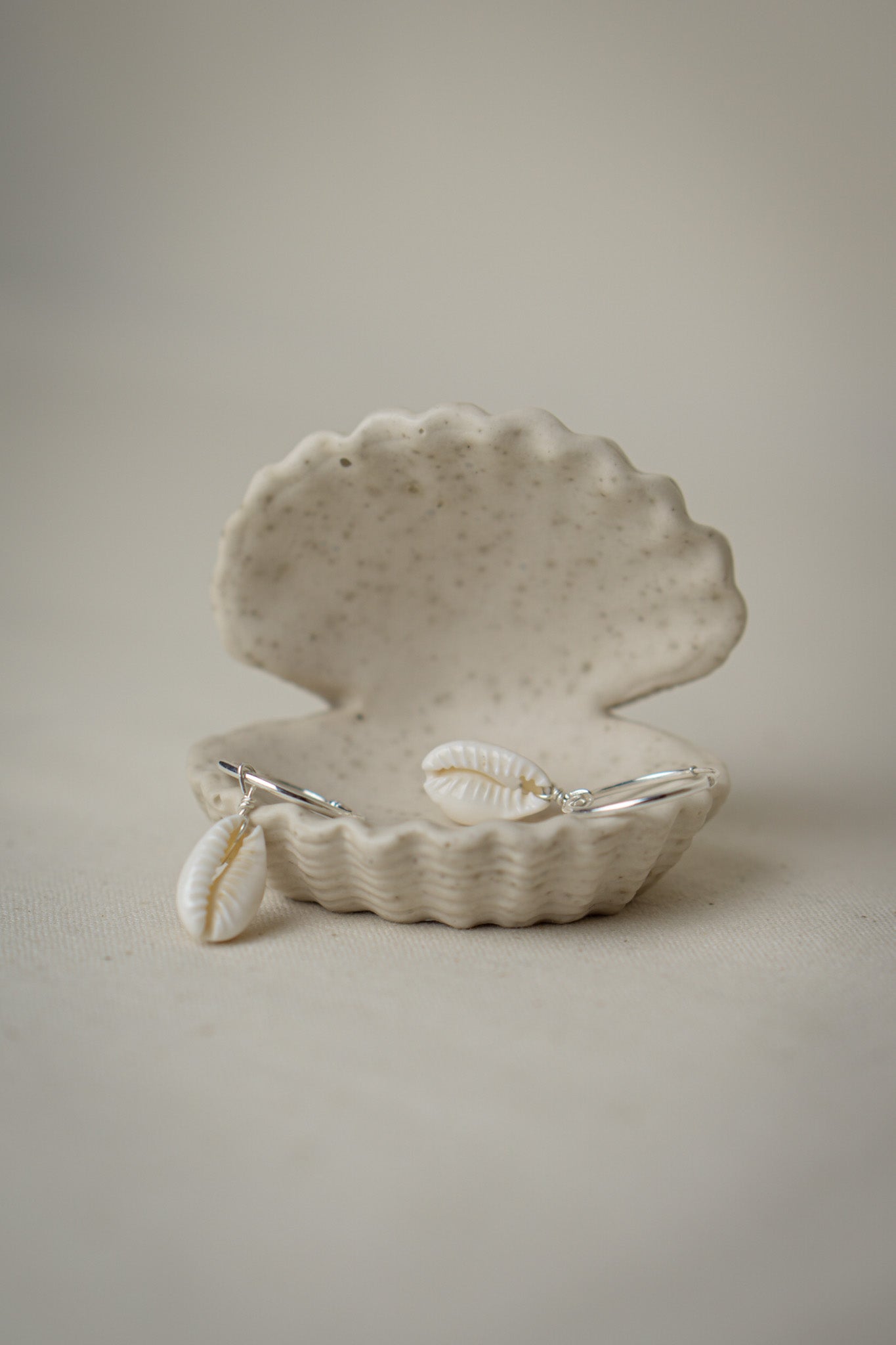 zarte Ohrringe Creolen BASIC MERMAID - MoonGypsea