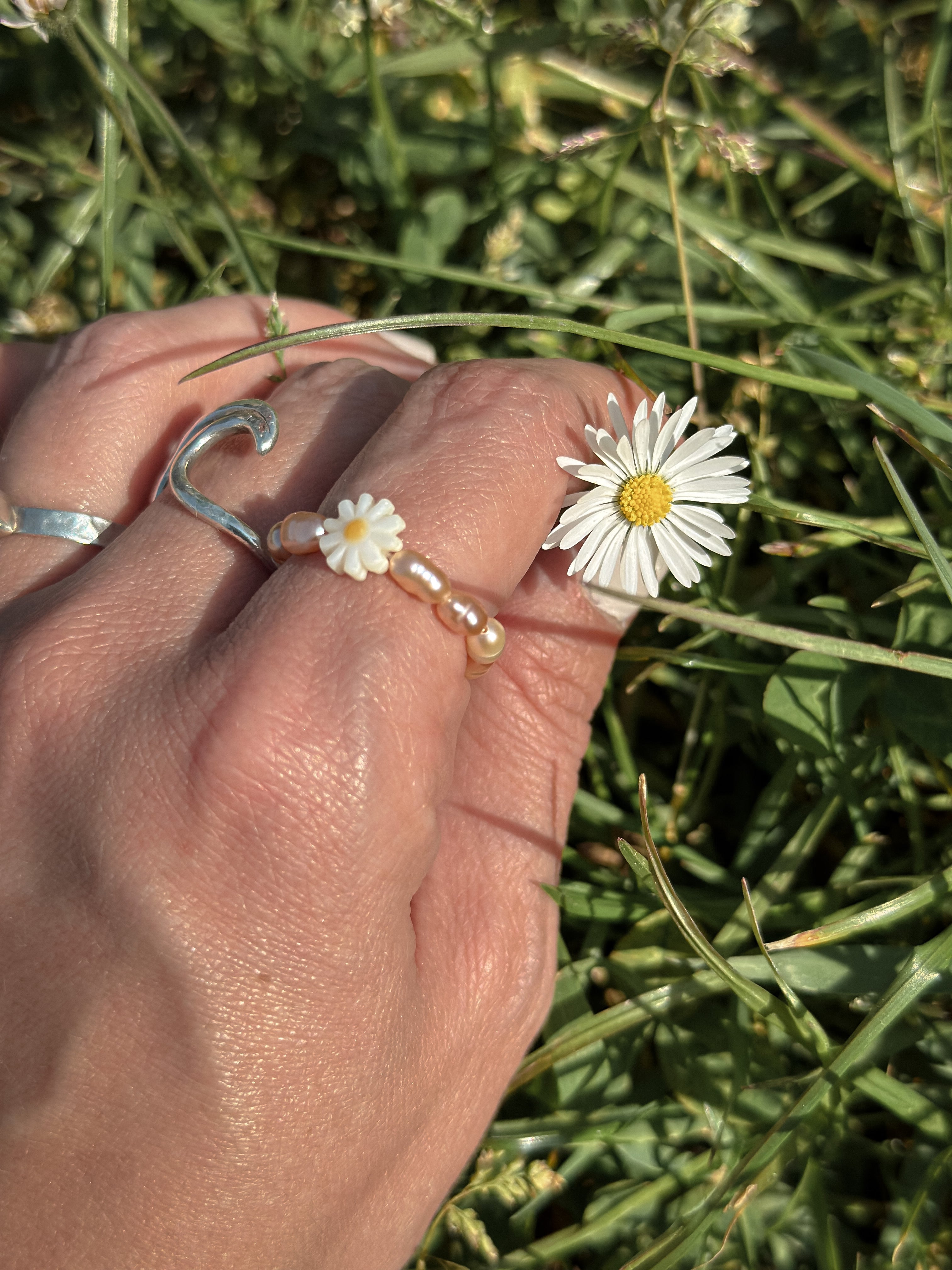 Perlenring LOVELY DAISY - MoonGypsea