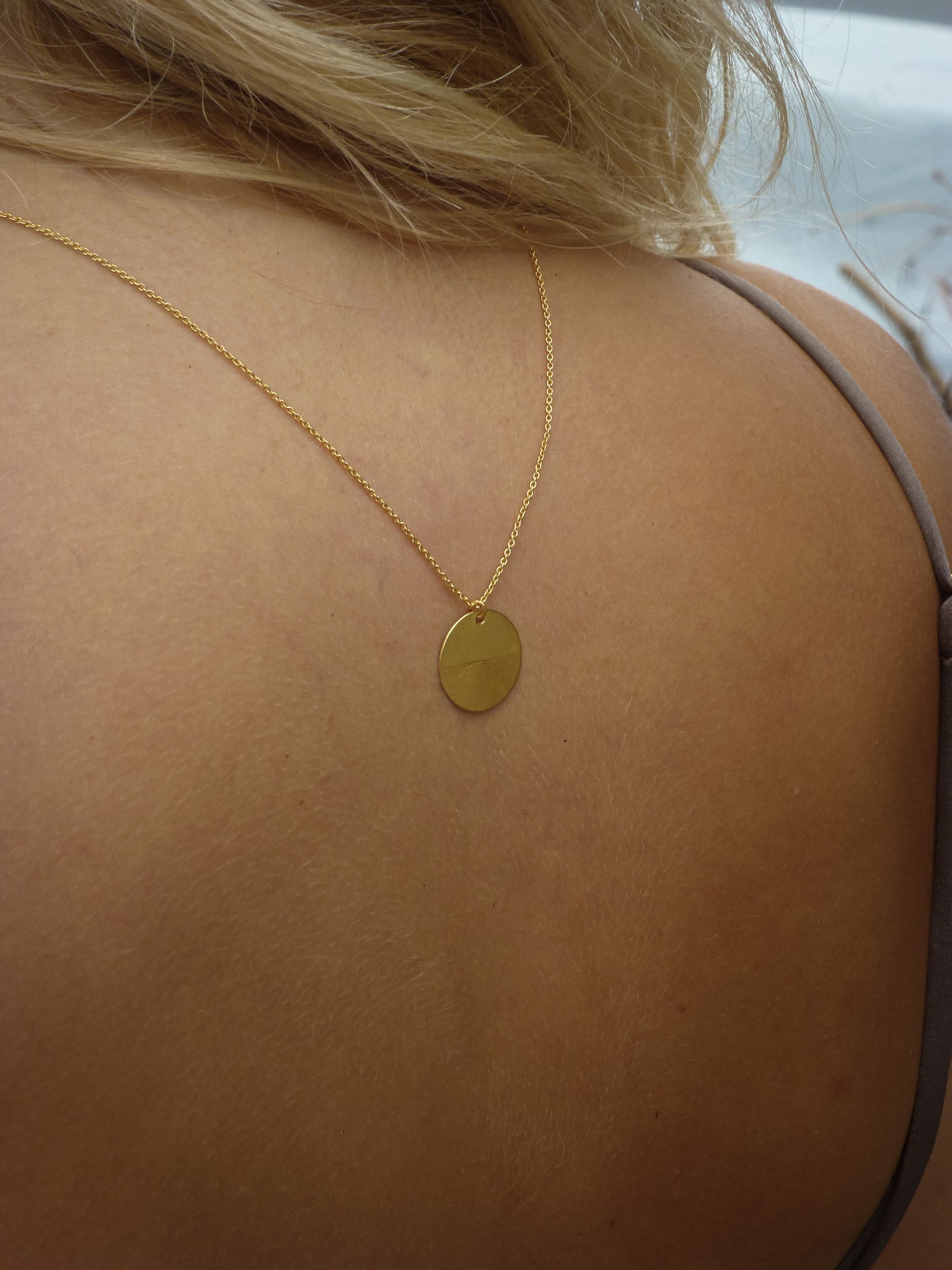 Kette mit Medaillonanhänger HORIZON - MoonGypsea